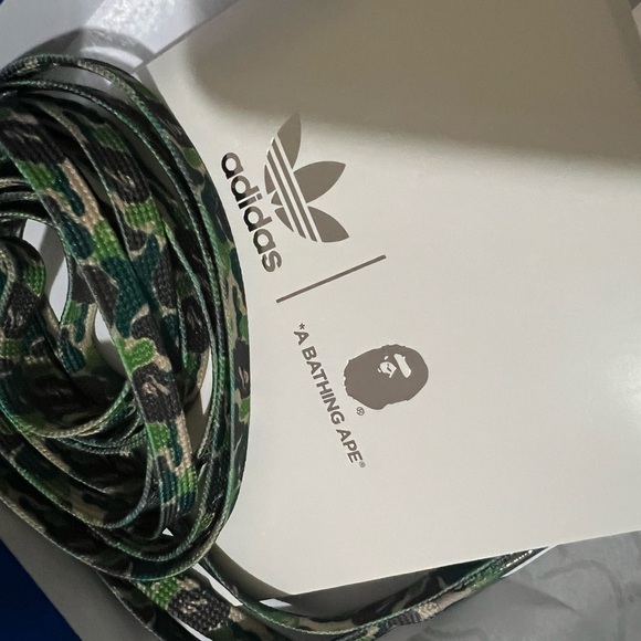 Bape x Adidas sneakers Size: 10M 10/10 $220 - Picture 6 of 7
